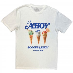 Stranger Things Unisex T-Shirt: Scoop Ahoy (White) (Medium)