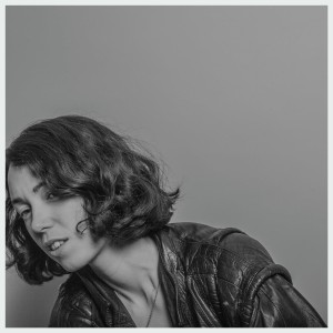 Kelly Lee Owens - Kelly Lee Owens (2017) (Extended) (CD)